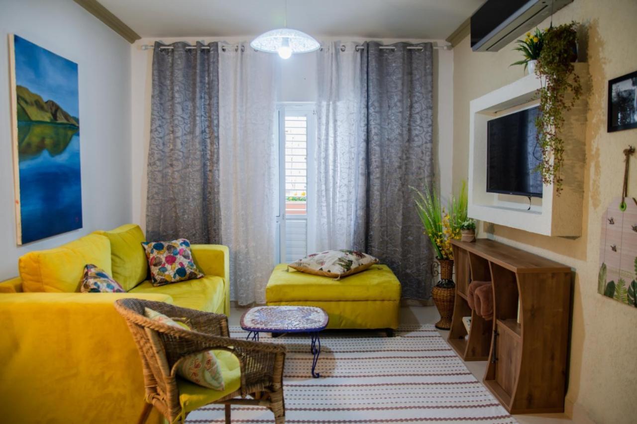 אצלנו - בגליל העליון Appartement Qiryat Shemona Buitenkant foto